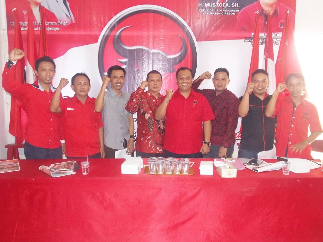 DPC  PDI Perjuangan Kabupaten Cirebon Gelar  Pembekalan Reguler Bulan Ke-3