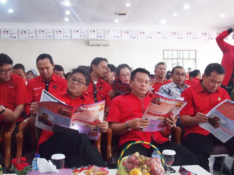 Aan Setyawan, S.Si : Bidang Komunikasi Politik Terdepan .. !!