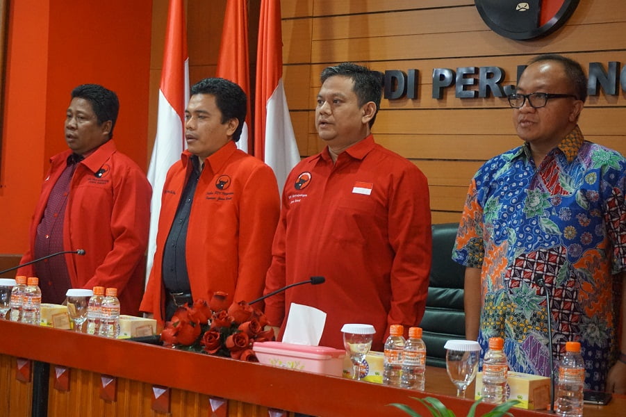 PELATIHAN KOMUNIKASI TERAPAN 2016 (FOTO)