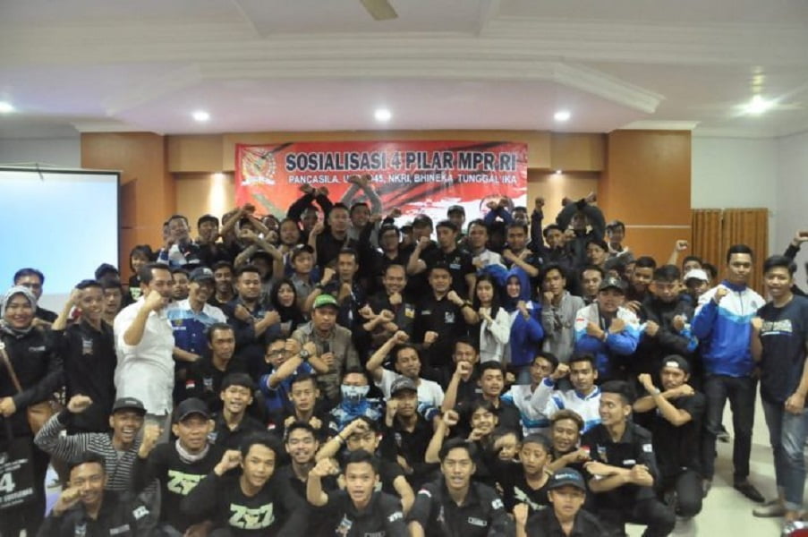 Ketut: Generasi Muda Perlu Diajak Dialog