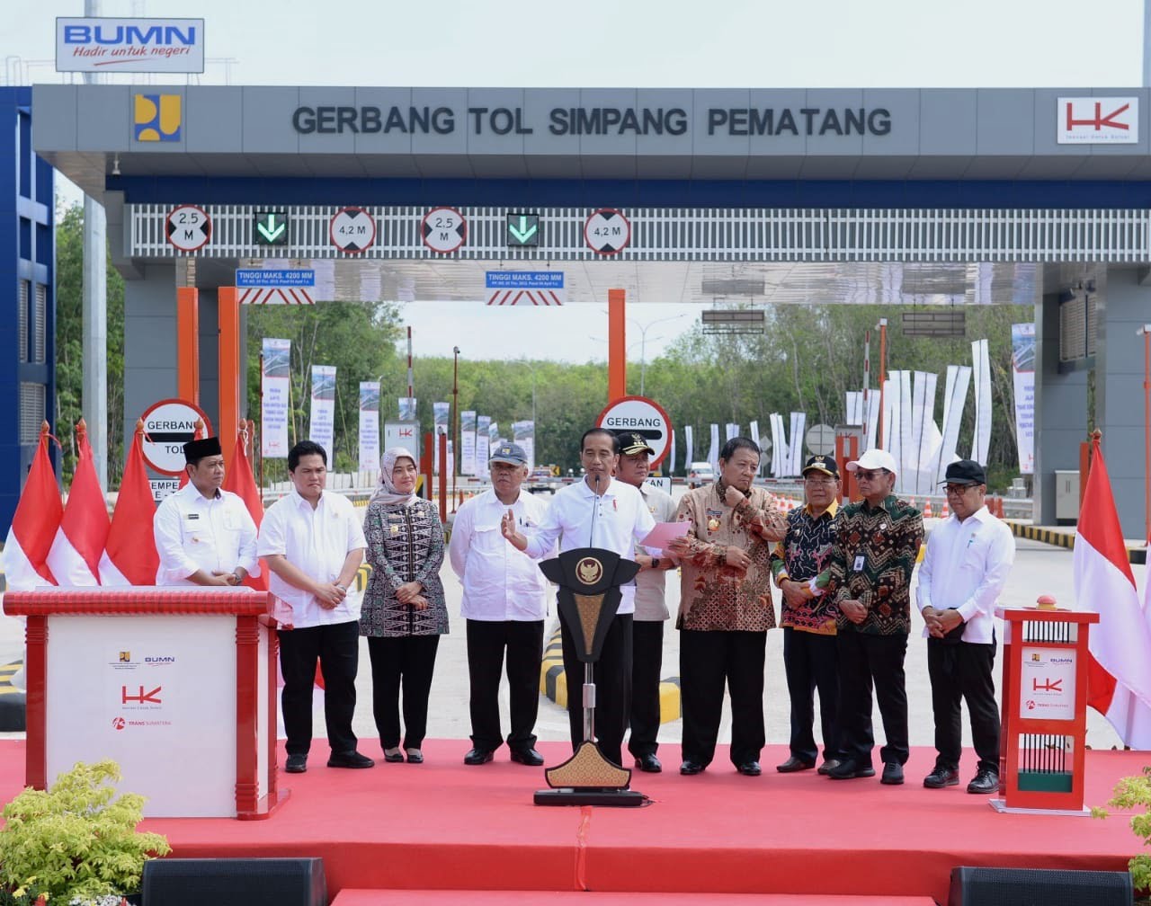 Presiden Jokowi Resmikan Ruas Tol Trans-Sumatera di Lampung