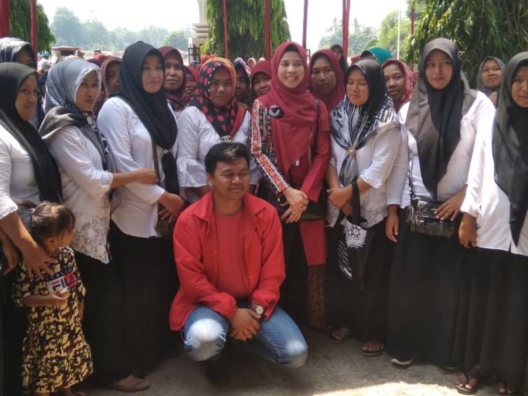 Serap Aspirasi Masyarakat Pagaden, Ineu Purwadewi Silaturahmi Dengan Warga Desa Sumbersari