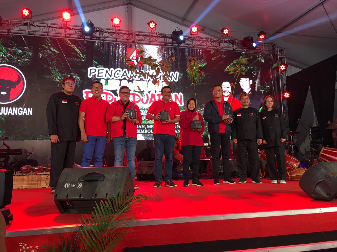 Rayakan HUT PDIP dan Ibu Megawati, Ratusan Ribu Pohon Ditanam di DAS Citarum