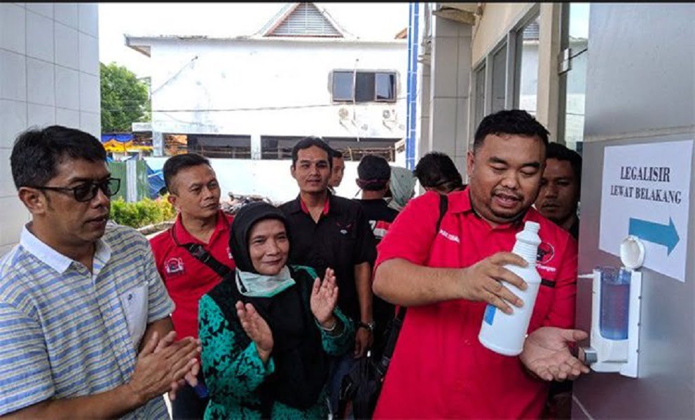 Keren, PDI Perjuangan Garut Buka Posko Gotong Royong