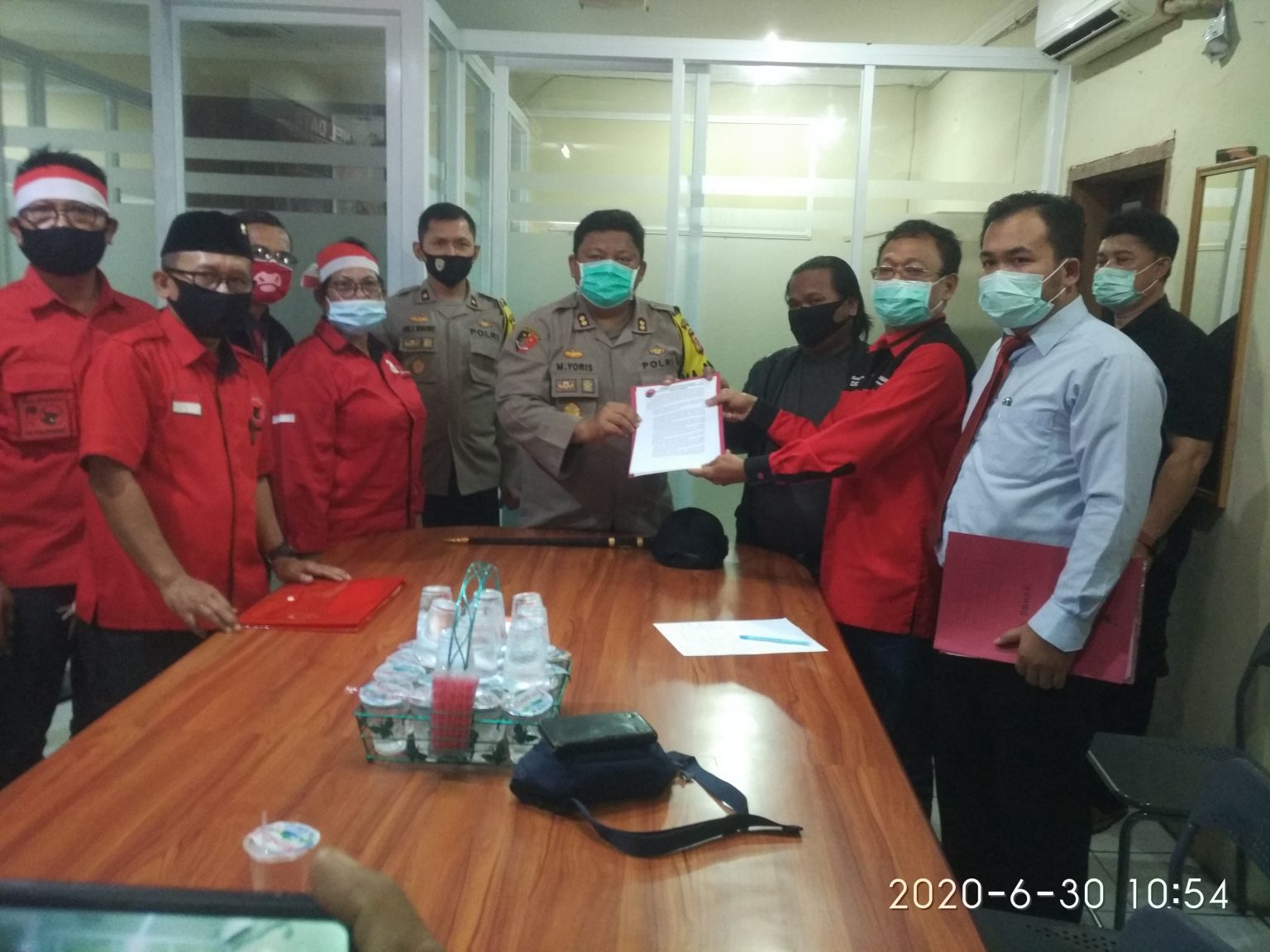 Insiden Pembakaran Bendera Partai, DPC PDI Perjuangan Kota Cimahi Datangi Kantor Polres Cimahi