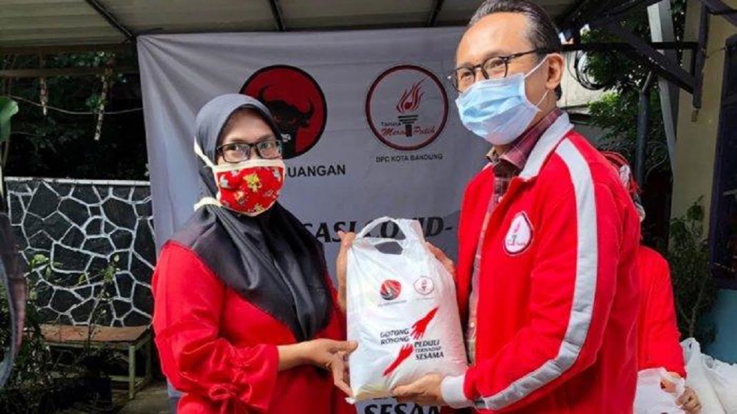 Nico Siahaan: Bantuan Paket APD Ara Sirait Bukti Jalankan Ideologi Pancasila