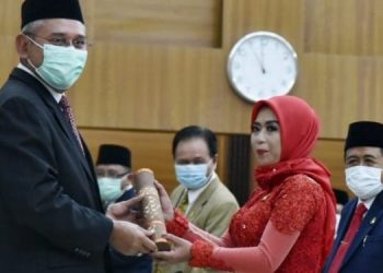 Weni Dwi Aprianti Isi Satu Kursi Kosong DPRD Jabar