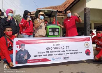 Gelar Reses, Ono Surono Berikan Bantuan Alat Mesin Pertanian
