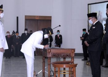 Sah, Nina Agustina Da’i Bachtiar dan Lucky Hakim Pimpin Indramayu Periode 2021-2026