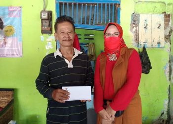 Baznas Gandeng PDI Perjuangan Kota Cirebon Bantu Pengobatan Yudistira Penderita Tumor