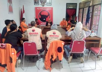 Baguna Kota Cirebon Kembali Lakukan Penyemprotan Disinfektan Di Perumahan Warga