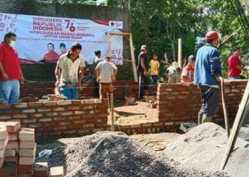 Maknai HUT RI Ke-76 DPC PDIP Garut Persembahkan Arti Kemerdekaan Buat Emak Ruah