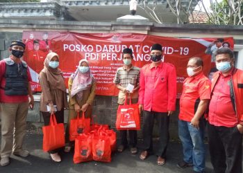 Laksanakan Aksi Kemanusiaan, Yudi Suryadikrama Blusukan Datangi Nakes dan Warga yang Isoman di Cicurug