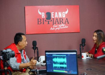 Kang Maman Yudia launching Roeang Bitjara, Podcast resmi DPC PDI Perjuangan Subang.