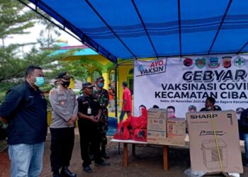 Kejar 70 Persen di Akhir Tahun, DPC PDI Perjuangan dan Forkopimcam Cibalong Gelar Gebyar Vaksinasi di Desa Sagara