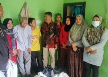 Paoji Nurjaman Kunjungi Anak Disabilitas Korban Penganiayaan Tetangganya di Tegal Buleud