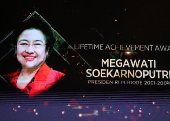 Megawati Soekarnoputri Terima Lifetime Achievement Award