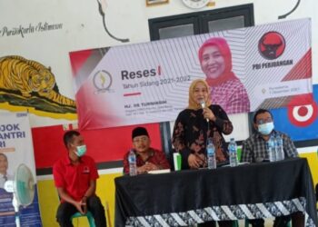 Reses I Tahun Anggaran 2021 – 2022, Anggota DPRD Jabar Hj. Iis Turniasih Dorong Aspirasi Masyarakat Terkait Perbaikan Infrastruktur