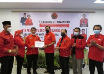 Puluhan Pengampu PDI Perjuangan KOta dan Kabupaten Tasikmalaya Mengikuti Training of Trainers