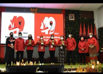 Bupati Nina Agustina Terima Piala, Indramayu Juara 2 Festival Kuliner Tingkat Nasional