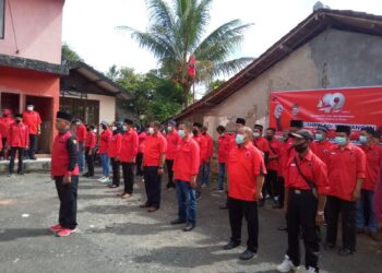 Dirgahayu PDI Perjuangan ke 49, DPC Kabupaten Sukabumi Gelar Upacara Bendera