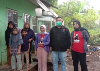 Blusukan, Yudha Beri Lansia-Duafa Paket Sembako