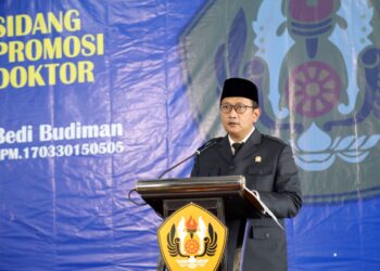 Ketua Komisi I DPRD Jabar Bedi Budiman Raih Gelar Doktor Hubungan Internasional Fisip Unpad