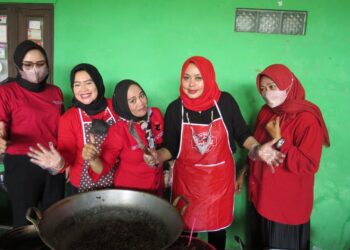 Demo Masak Bersama UMKM Dapur Salak Tasikmalaya