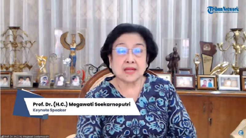 Megawati: Perempuan Harus Miliki Wawasan Luas dan Pintar