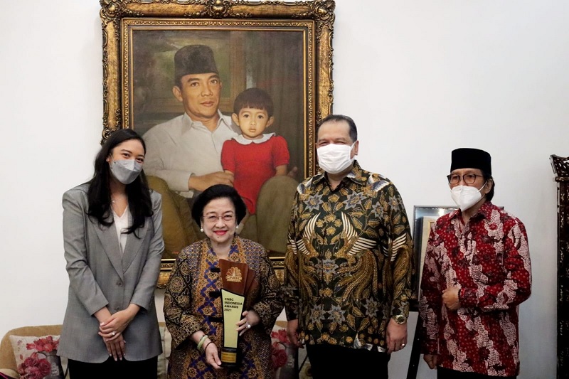 Megawati Soekarnoputri Terima Lifetime Achievement Award
