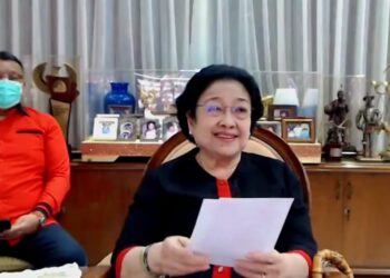 Megawati Ingatkan Kader untuk Tidak Lengah dengan Hasil Survei