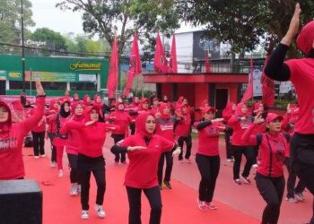 PDI Perjuangan Cianjur Ikut Pecahkan Rekor Senam Terbanyak SICITA