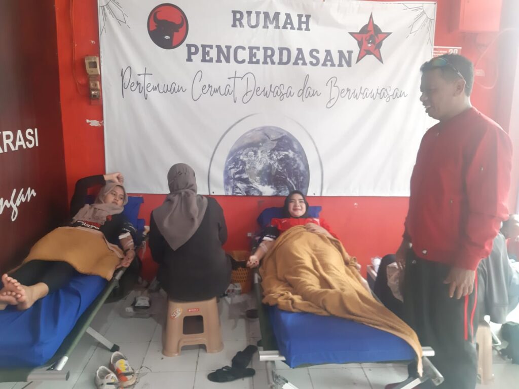 Repdem Kota Cirebon Gelar Aksi Donor Darah