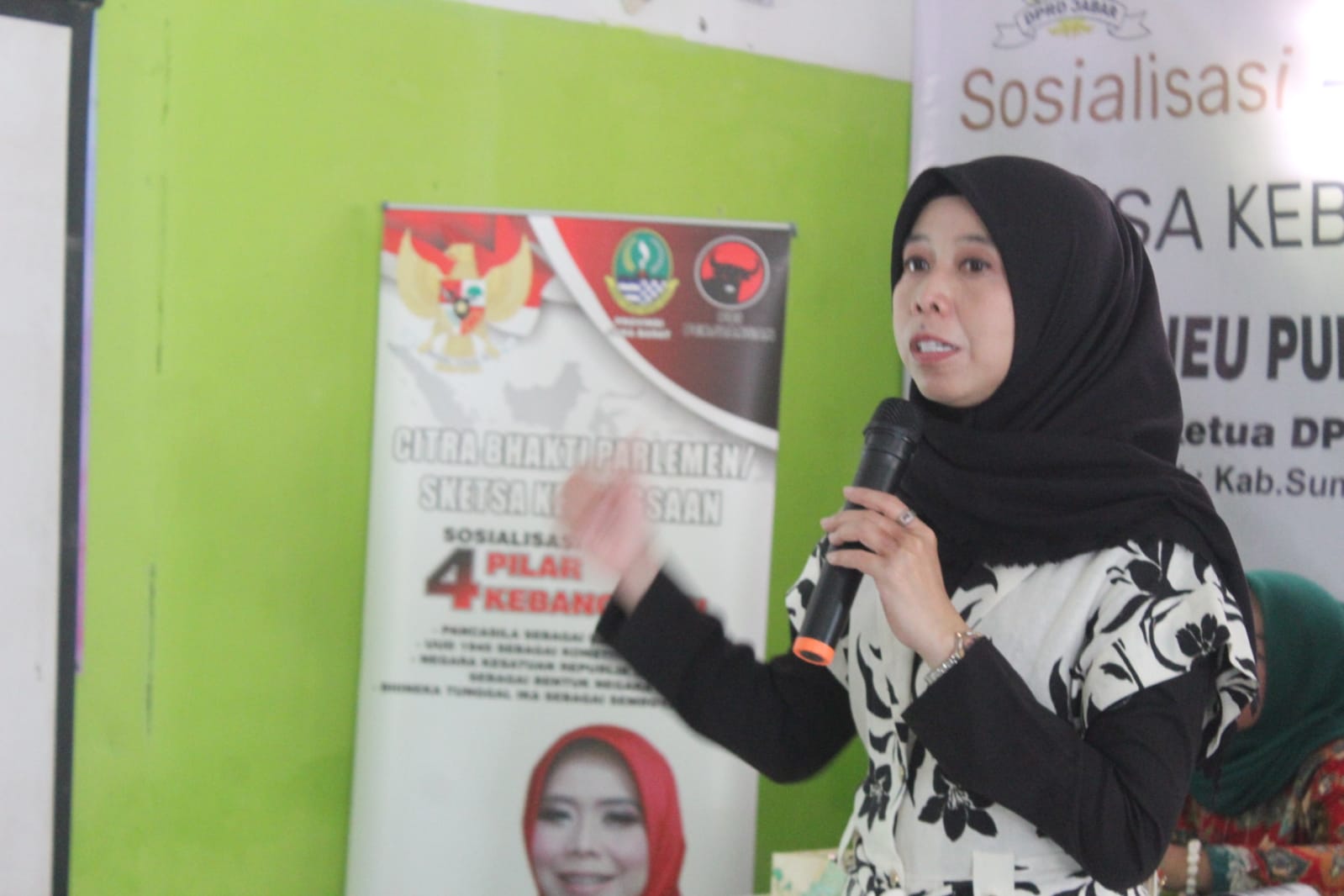 Ineu Laksanakan Sosialisai 4 Pilar Kebangsaan Dengan HIMPAUDI Tanjungmedar