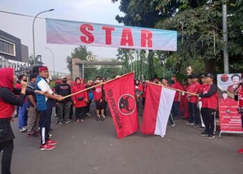 PAC PDI Perjuangan Pondokmelati Helat Jalan Sehat Peringati Bulan Bung Karno