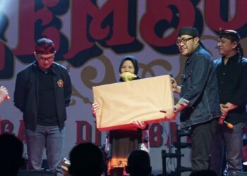 PDI Perjuangan Jabar Apresiasi Kegiatan Mapay Lembur Karang Taruna Kiaracondong