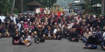 Budaya dan bencana: sangat urgen bagi BAGUNA Jawa barat di Ngertakeun Bumi Lamba