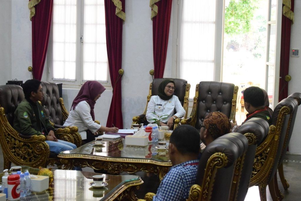 Bupati Nina Apresiasi UMKM Indramayu Yang Berperan Dalam Pembangunan Daerah