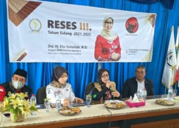 Gelar Reses III, DPRD Jabar Hj Elin Suharliah Tampung Aspirasi Warga Margajaya Ngamprah