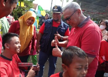 Kunjungi SLB Kadugede, Bupati : Pelajaran Untuk Terus Bersyukur Atas Nikmat Allah SWT