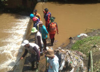 BAGUNA Kab Garut Turunkan Tim Guna Pencarian Orang Hanyut