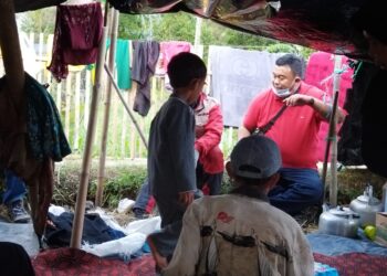 Baguna DPC PDI Perjuangan Garut Bantu Korban Gempa Cianjur