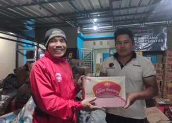 DPC PDI Perjuangan Kota Tasikmalaya Berikan Bantuan Untuk Korban Bencana Gempa Cianjur