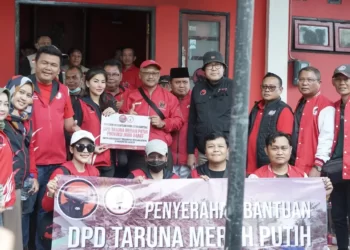 TMP Salurkan Dana Gotong Royong Bagi Warga Cianjur Terdampak Gempa Bumi