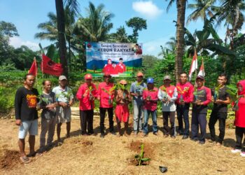 Nana Suryana: Kebun Rakyat PDI Perjuangan Adalah Kontribusi Positif Untuk Petani