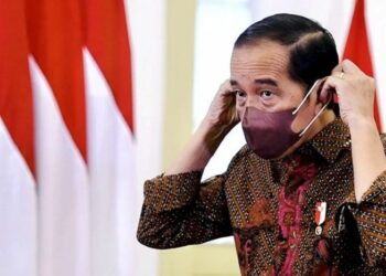 Jokowi: Masker Tetap Dipakai di Keramaian Meski PPKM Dicabut