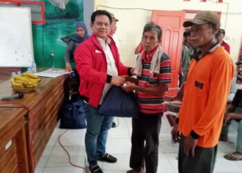 Abdy Yuhana Berikan Bantuan Bagi Korban Banjir Bojonegara