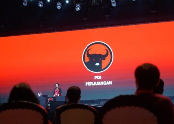 HUT PDI Ke-50 Megawati Kangen-Kangenan Bareng Ribuan Kader Banteng
