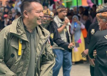 Silaturahmi dengan Seniman Sampyong Majalengka, TB Hasanuddin Ingatkan Jati Diri Orang Sunda