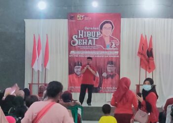 Peringati Ulang Tahun Ketua Umum PDI Perjuangan Megawati Soekarnoputri, DPC PDI Perjuangan Kabupaten Cirebon Bagikan Makanan Sehat